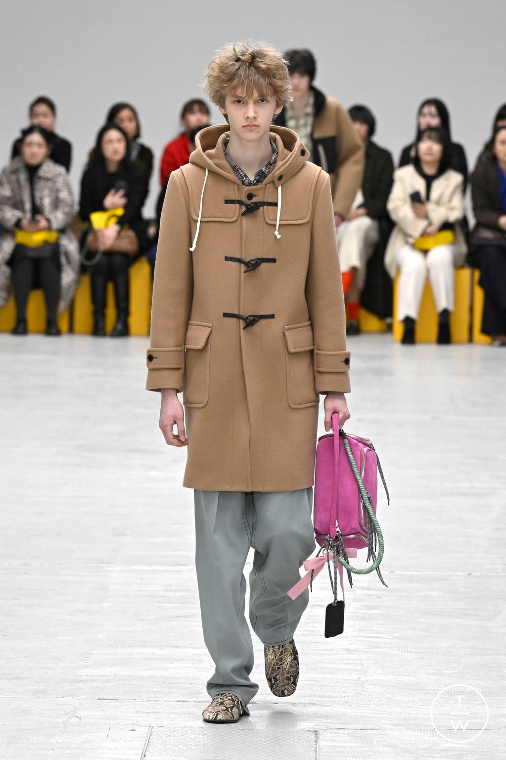 Fashion Week Milan Fall/Winter 2026 look 37 from the Onitsuka Tiger collection womenswear