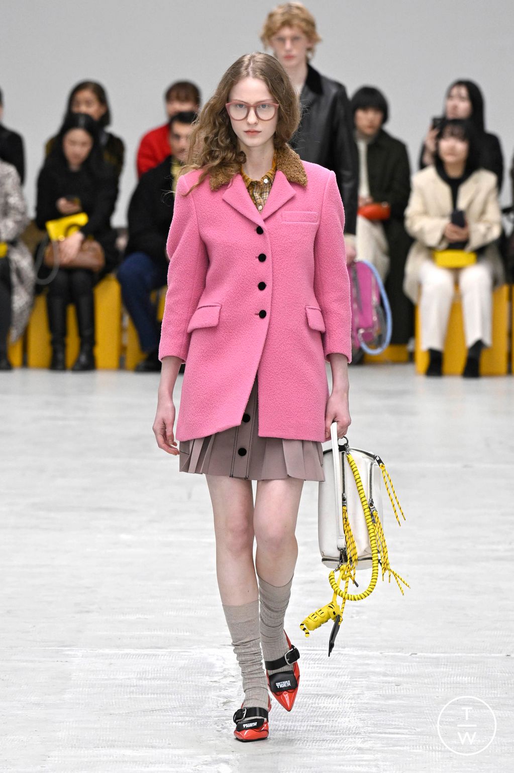 Fashion Week Milan Fall/Winter 2026 look 47 from the Onitsuka Tiger collection womenswear