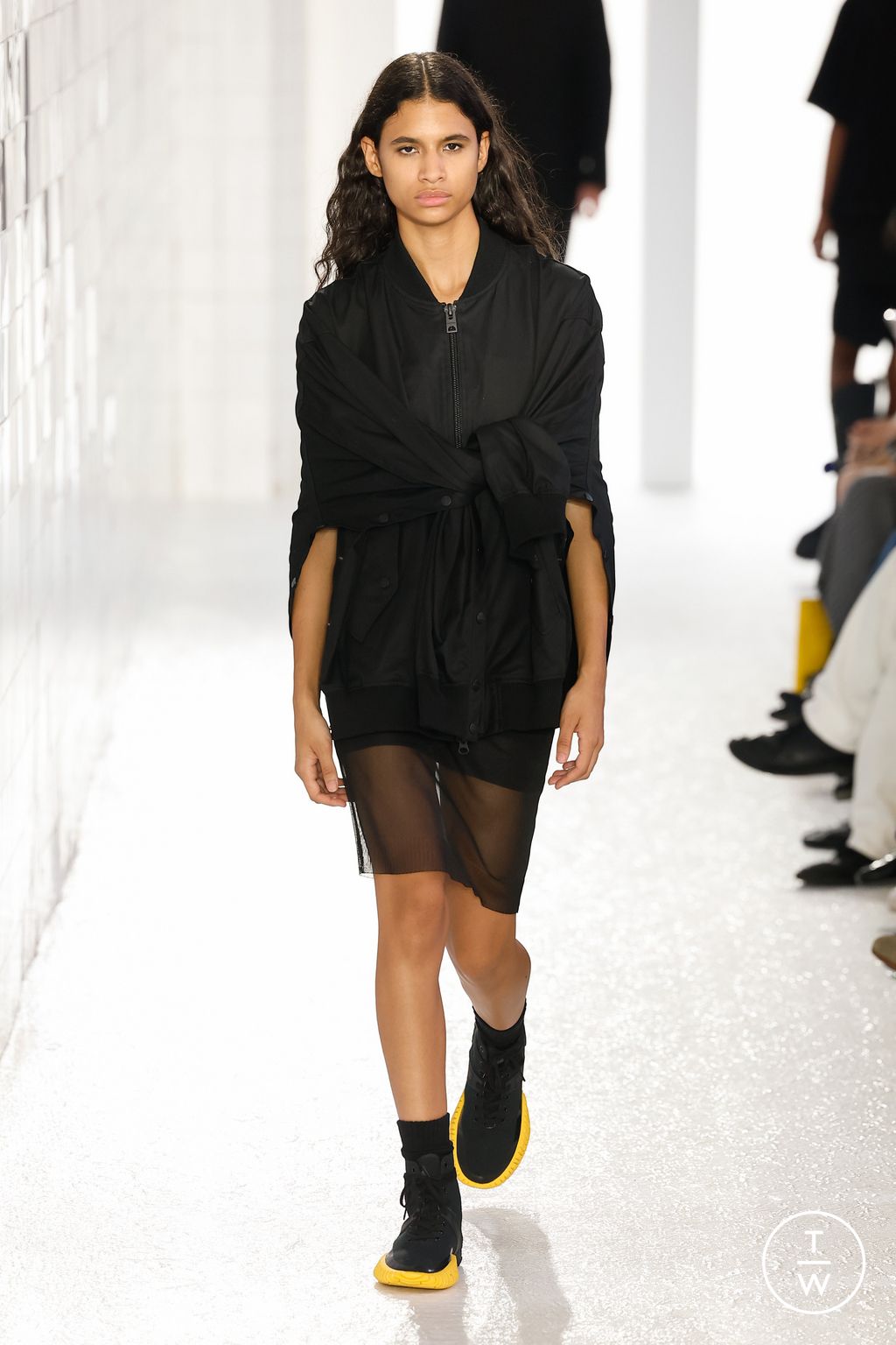 Fashion Week Milan Spring/Summer 2024 look 14 from the Onitsuka Tiger collection womenswear
