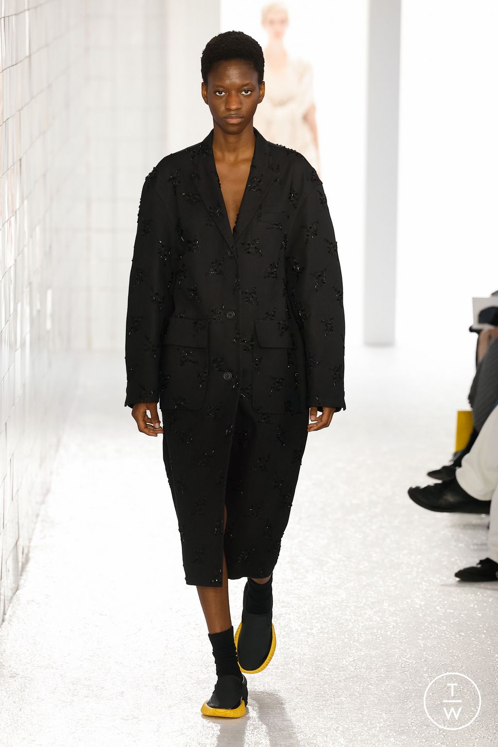 Fashion Week Milan Spring/Summer 2024 look 26 from the Onitsuka Tiger collection womenswear