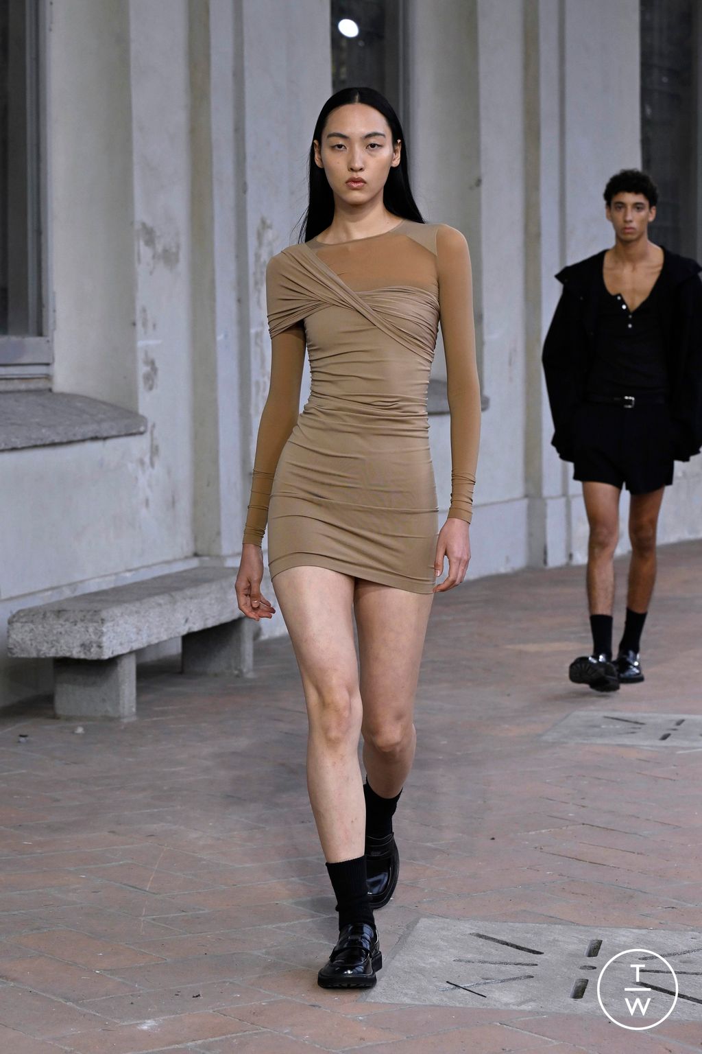 Fashion Week Milan Spring/Summer 2025 look 42 from the Onitsuka Tiger collection womenswear