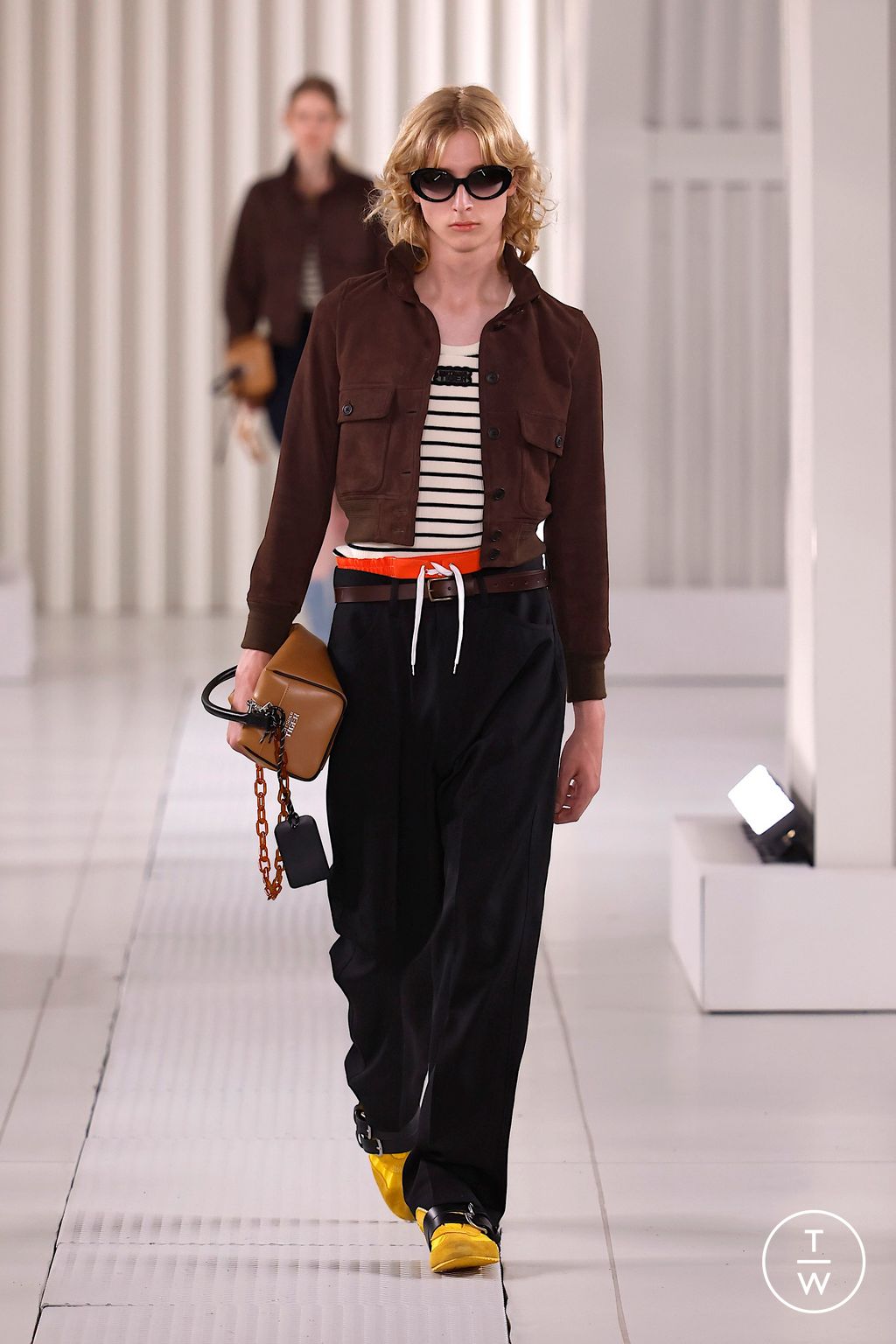 Fashion Week Milan Spring/Summer 2026 look 35 de la collection Onitsuka Tiger womenswear