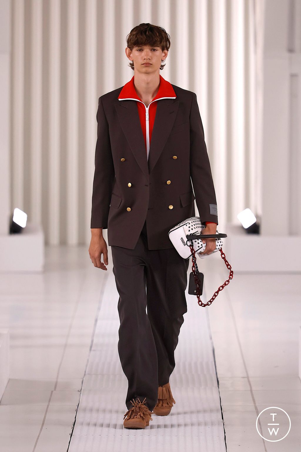 Fashion Week Milan Spring/Summer 2026 look 49 from the Onitsuka Tiger collection womenswear