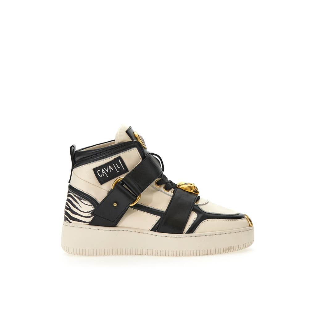 Fashion Week Milan Spring/Summer 2022 look 124 from the Roberto Cavalli collection 女装配饰