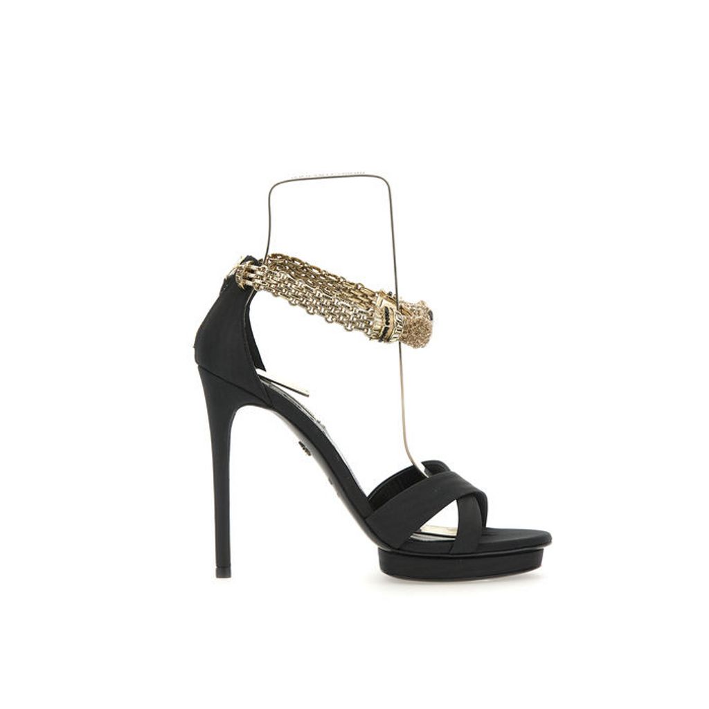 Fashion Week Milan Spring/Summer 2023 look 19 from the Roberto Cavalli collection womenswear accessories