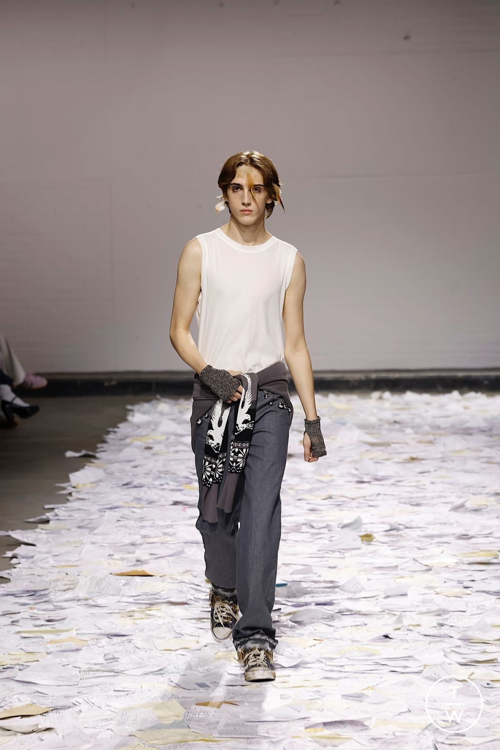 Fashion Week London Spring/Summer 2026 look 6 from the Oscar Ouyang collection womenswear