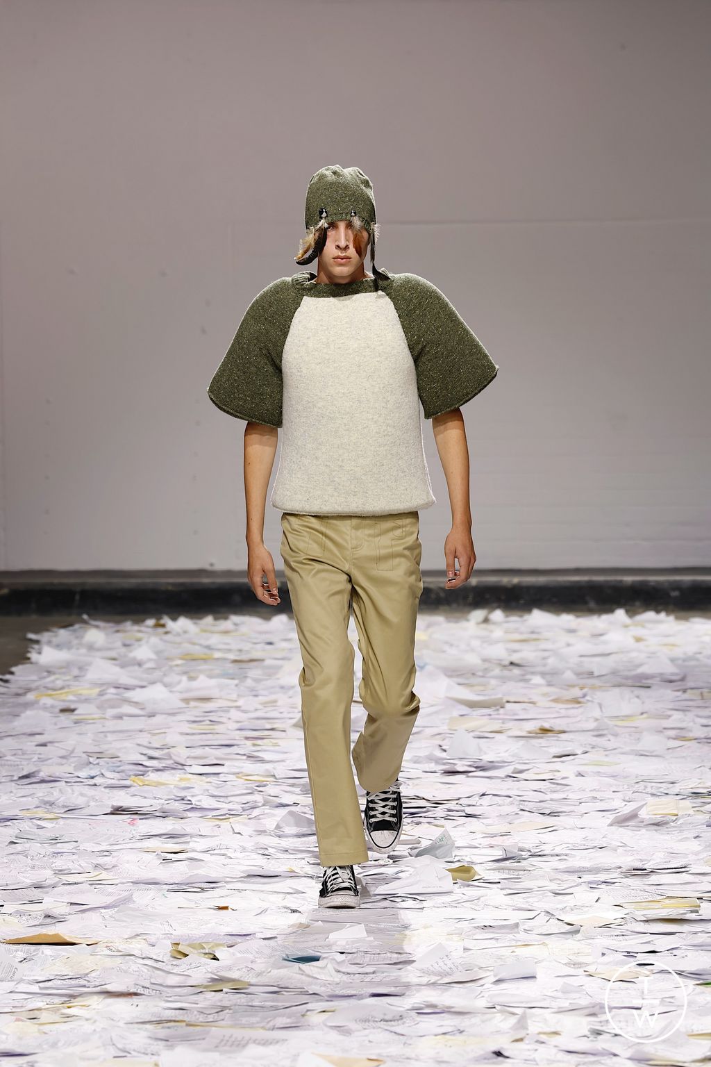 Fashion Week London Spring/Summer 2026 look 8 from the Oscar Ouyang collection womenswear