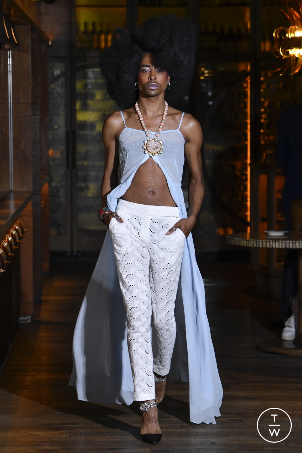 Fashion Week London Spring/Summer 2022 look 19 from the Osman collection womenswear