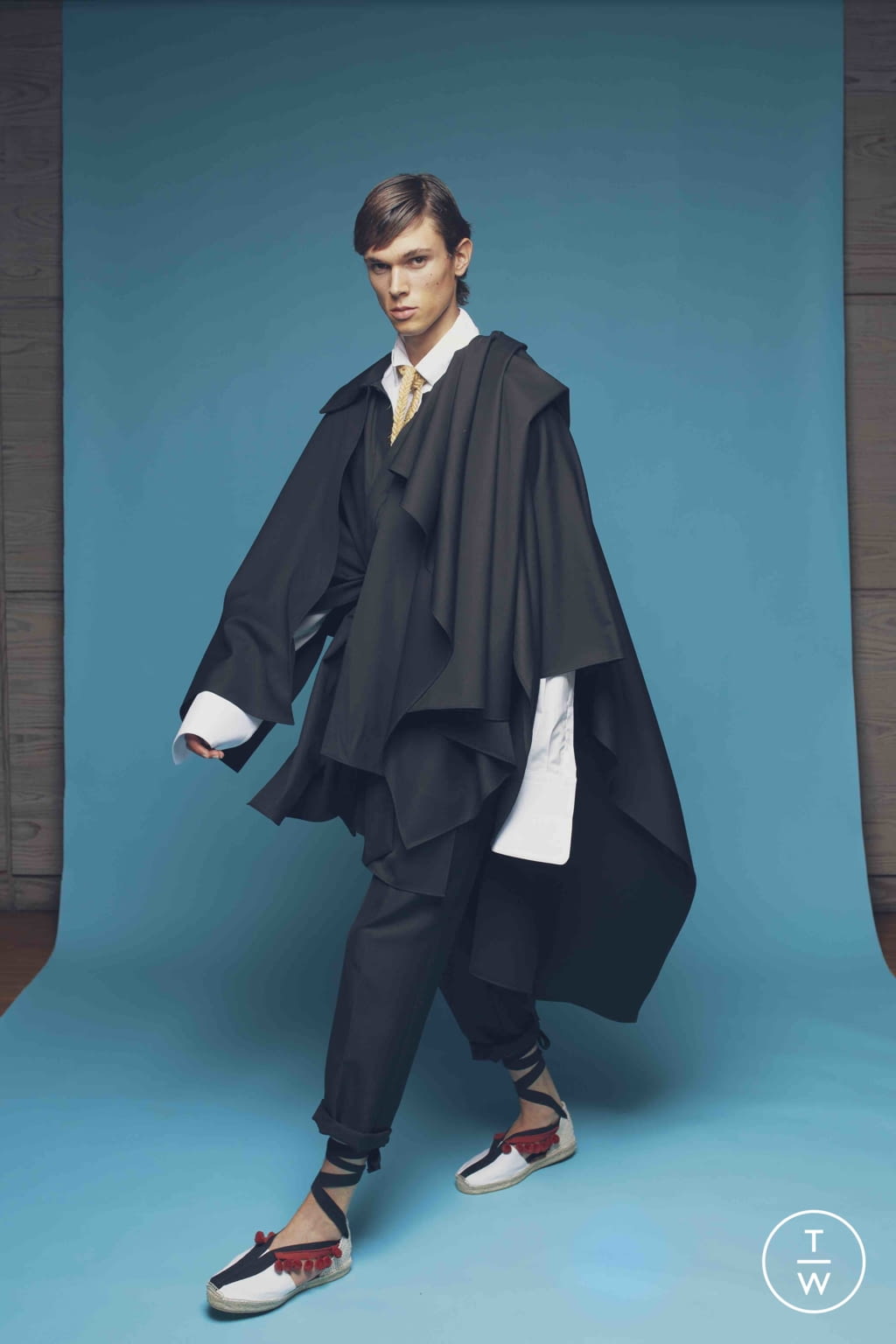 Fashion Week Paris Spring/Summer 2022 look 23 from the Oteyza collection menswear