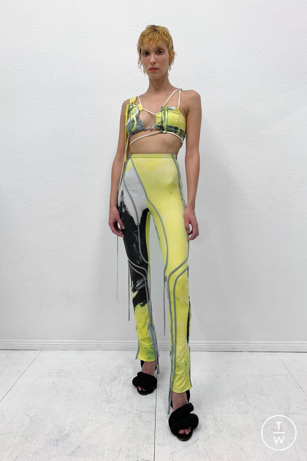 Fashion Week Paris Spring/Summer 2021 look 19 from the Ottolinger collection womenswear