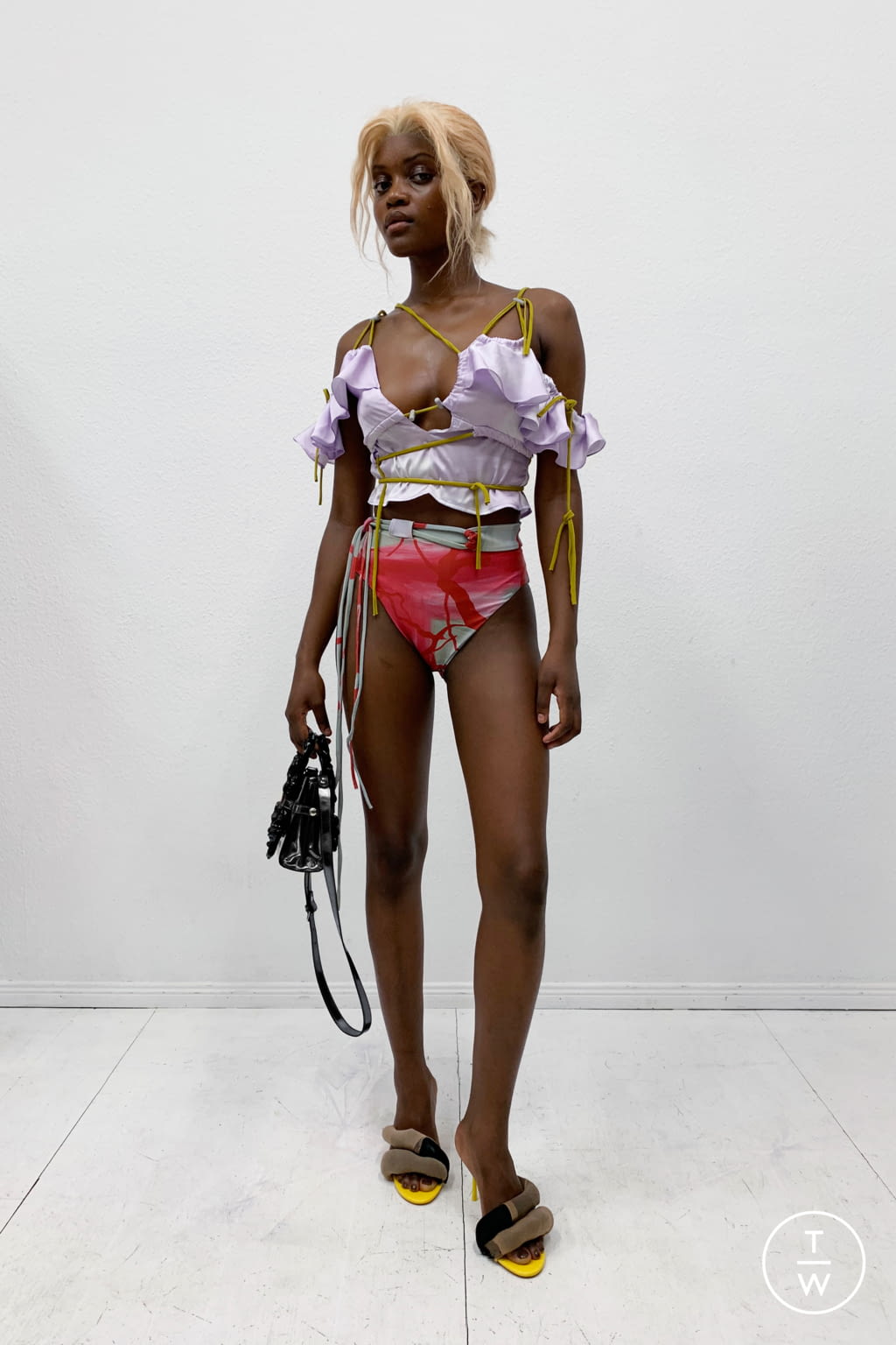 Fashion Week Paris Spring/Summer 2021 look 35 from the Ottolinger collection 女装