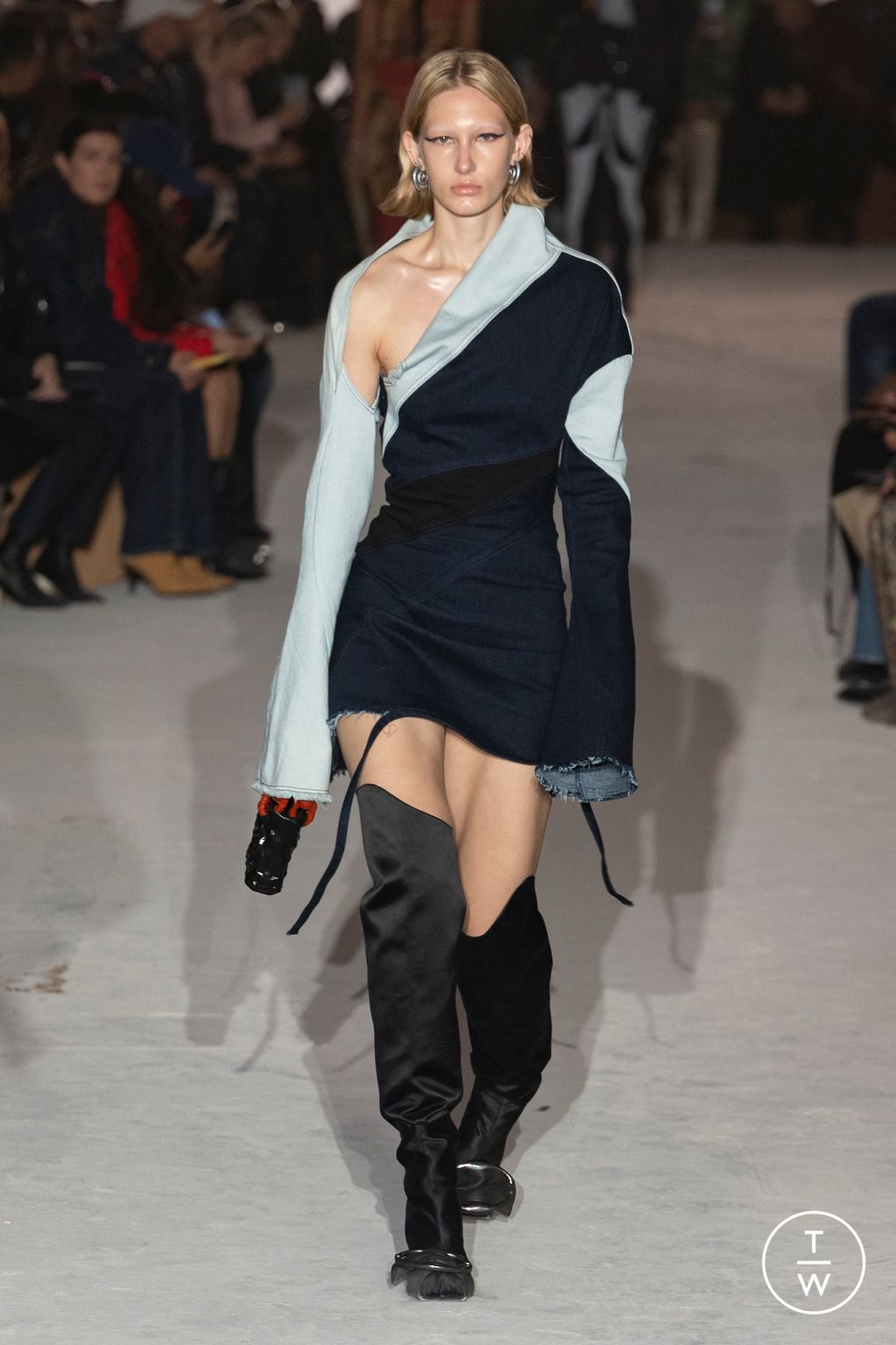 Fashion Week Paris Fall/Winter 2023 look 10 from the Ottolinger collection womenswear