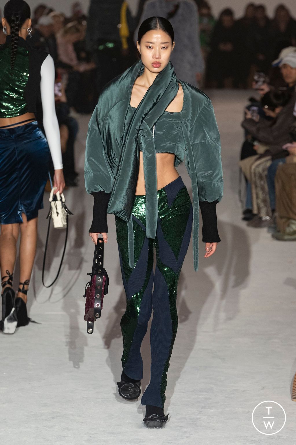 Fashion Week Paris Fall/Winter 2023 look 18 de la collection Ottolinger womenswear
