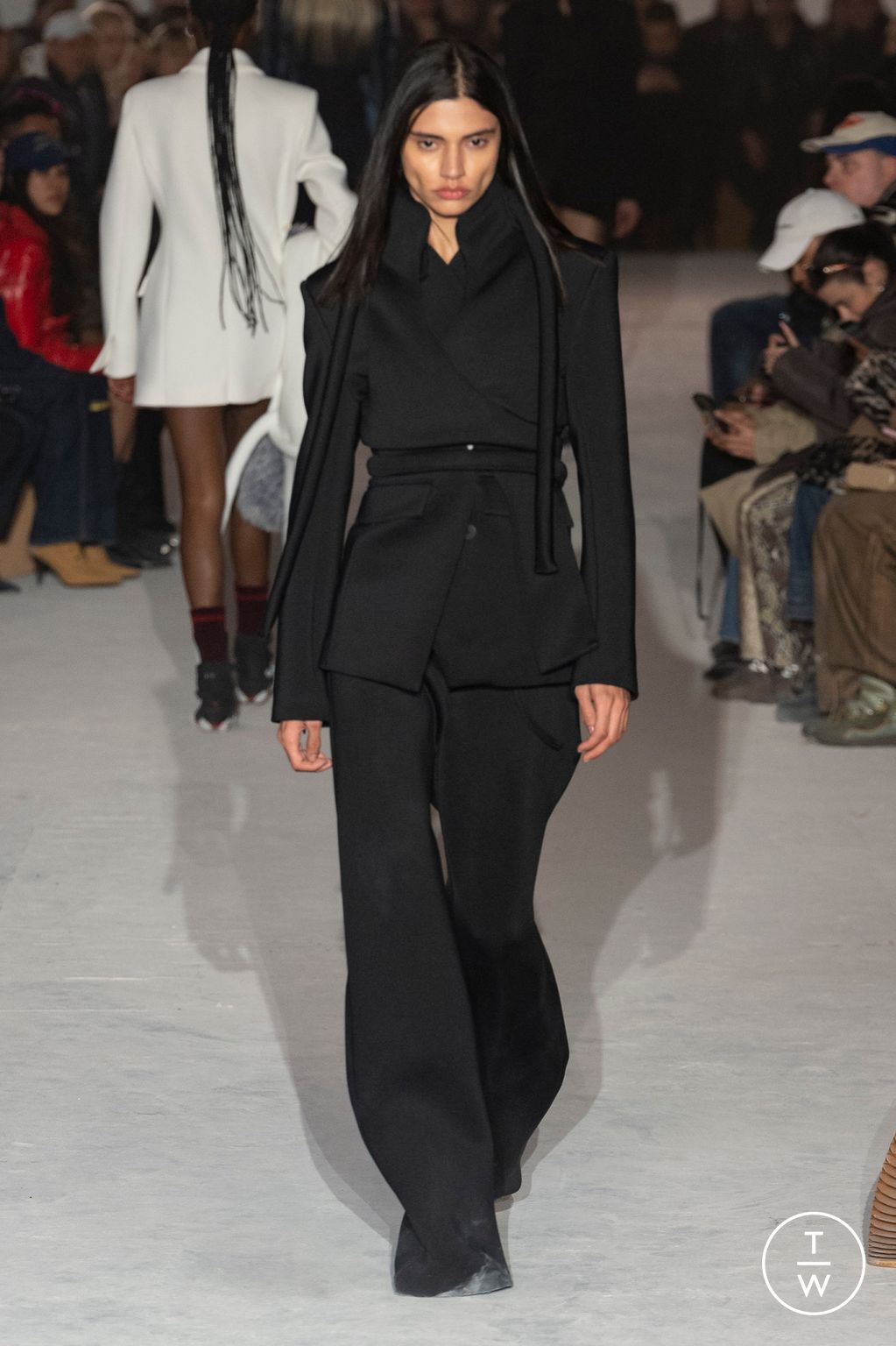 Fashion Week Paris Fall/Winter 2023 look 24 from the Ottolinger collection womenswear