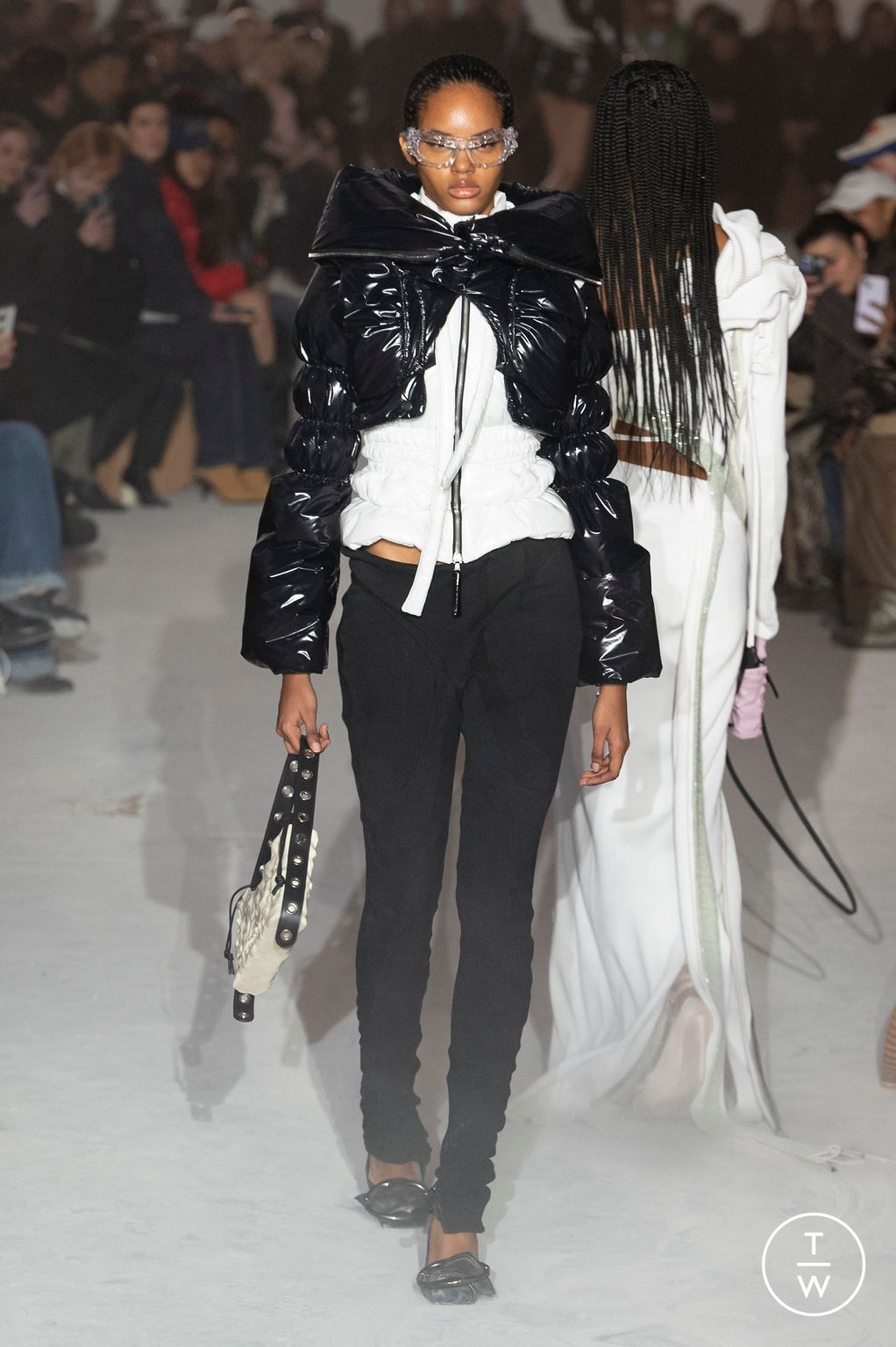 Fashion Week Paris Fall/Winter 2023 look 35 from the Ottolinger collection womenswear