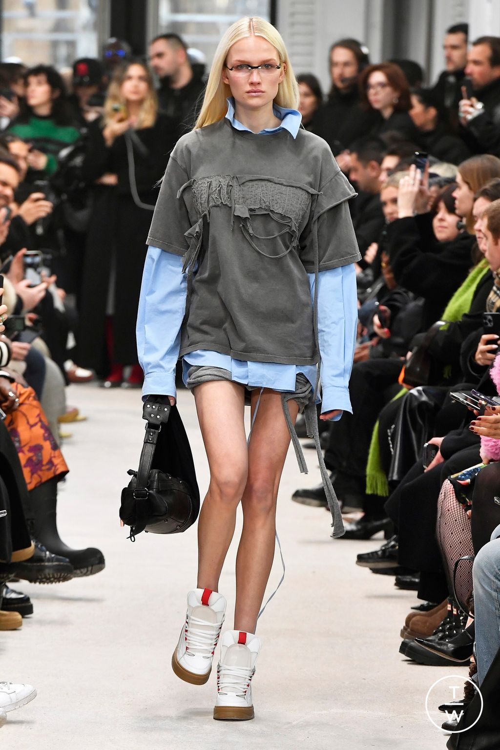 Fashion Week Paris Fall/Winter 2024 look 2 de la collection Ottolinger womenswear