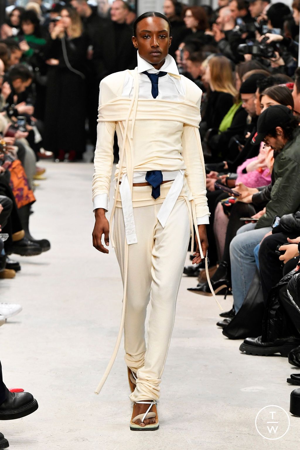Fashion Week Paris Fall/Winter 2024 look 5 from the Ottolinger collection womenswear