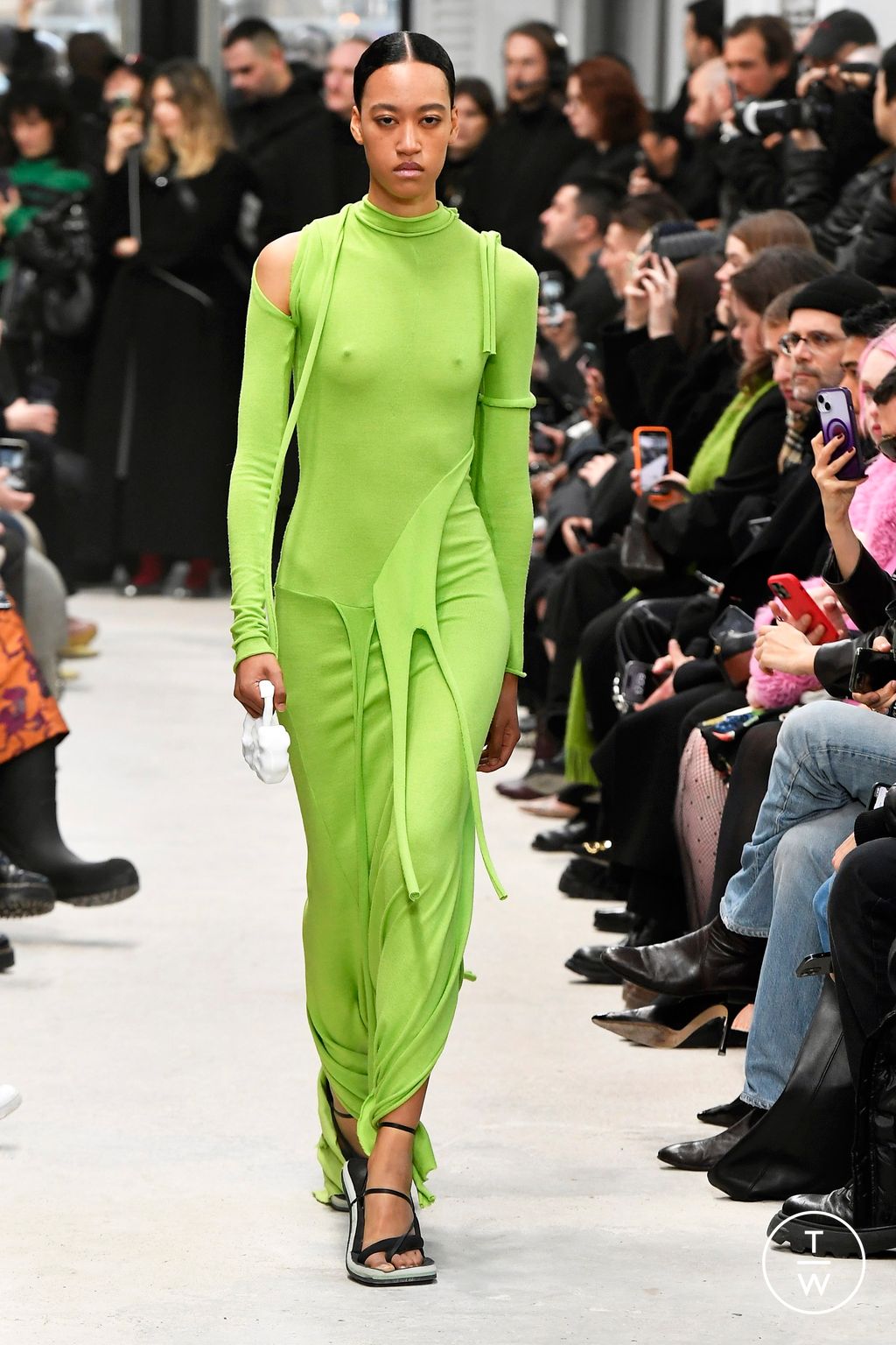 Fashion Week Paris Fall/Winter 2024 look 9 de la collection Ottolinger womenswear