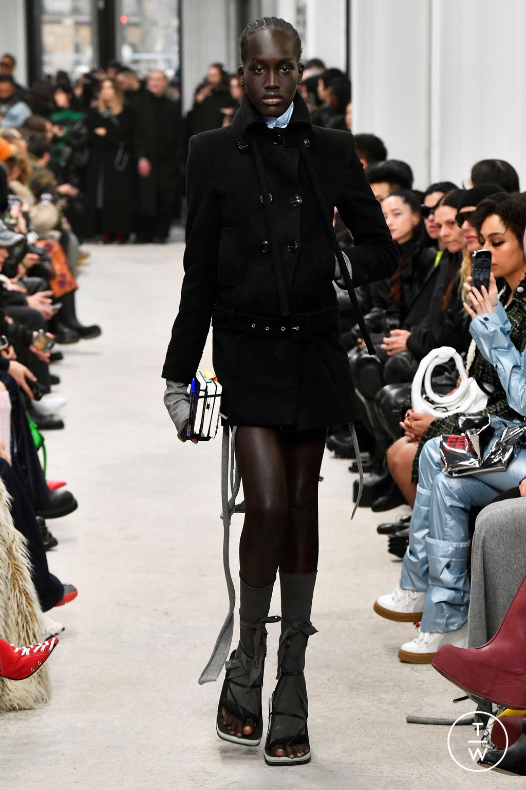 Fashion Week Paris Fall/Winter 2024 look 14 de la collection Ottolinger womenswear
