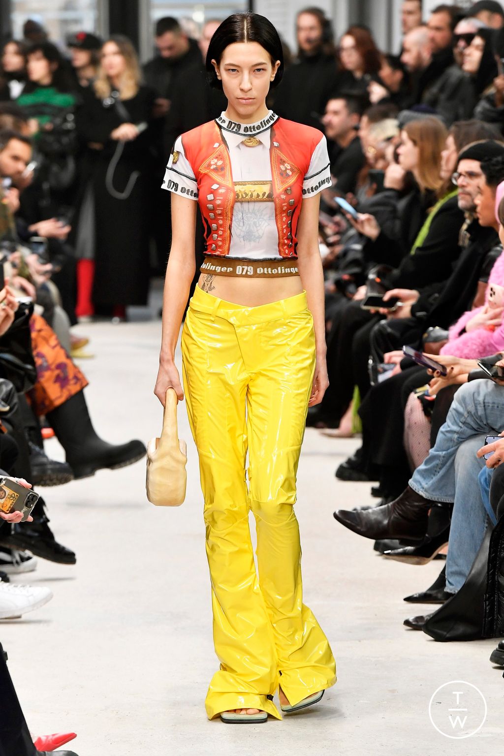Fashion Week Paris Fall/Winter 2024 look 27 de la collection Ottolinger womenswear