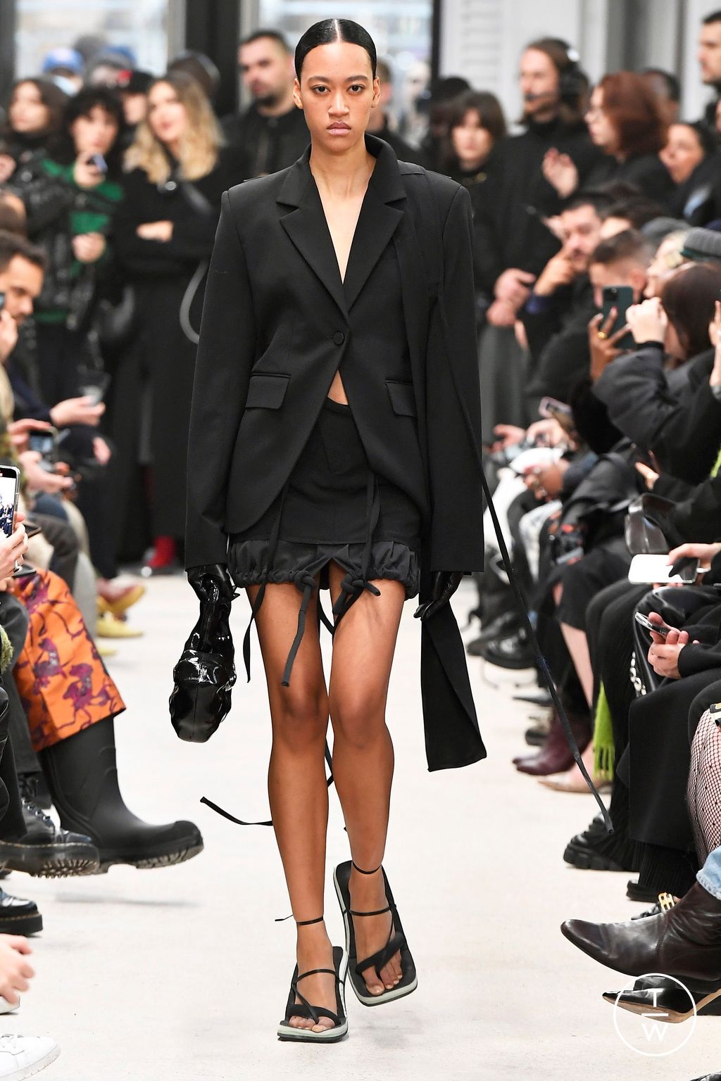 Fashion Week Paris Fall/Winter 2024 look 35 from the Ottolinger collection 女装