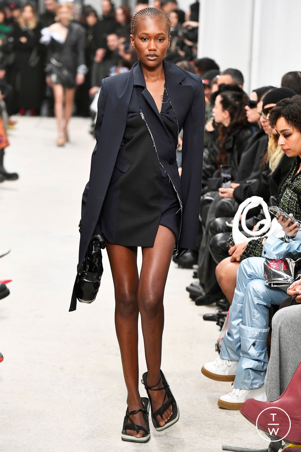 Fashion Week Paris Fall/Winter 2024 look 37 de la collection Ottolinger womenswear