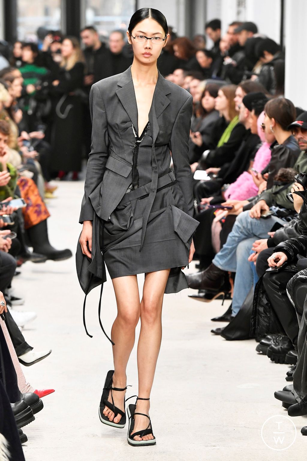 Fashion Week Paris Fall/Winter 2024 look 39 de la collection Ottolinger womenswear
