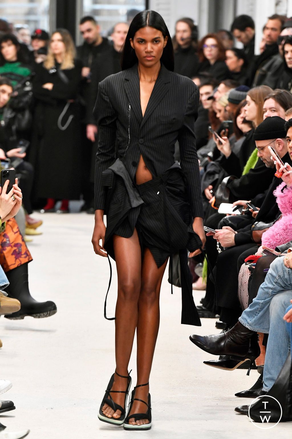 Fashion Week Paris Fall/Winter 2024 look 41 de la collection Ottolinger womenswear
