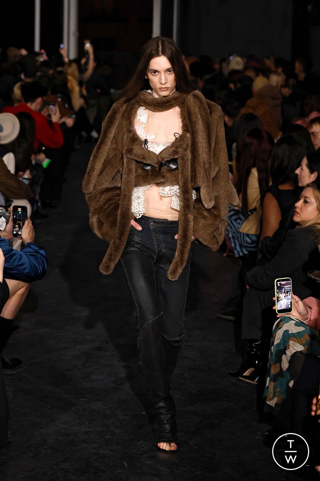 Fashion Week Paris Fall/Winter 2026 look 3 de la collection Ottolinger womenswear