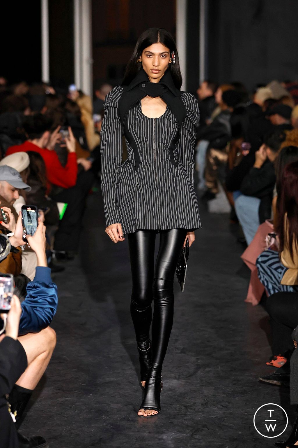 Fashion Week Paris Fall/Winter 2026 look 8 de la collection Ottolinger womenswear