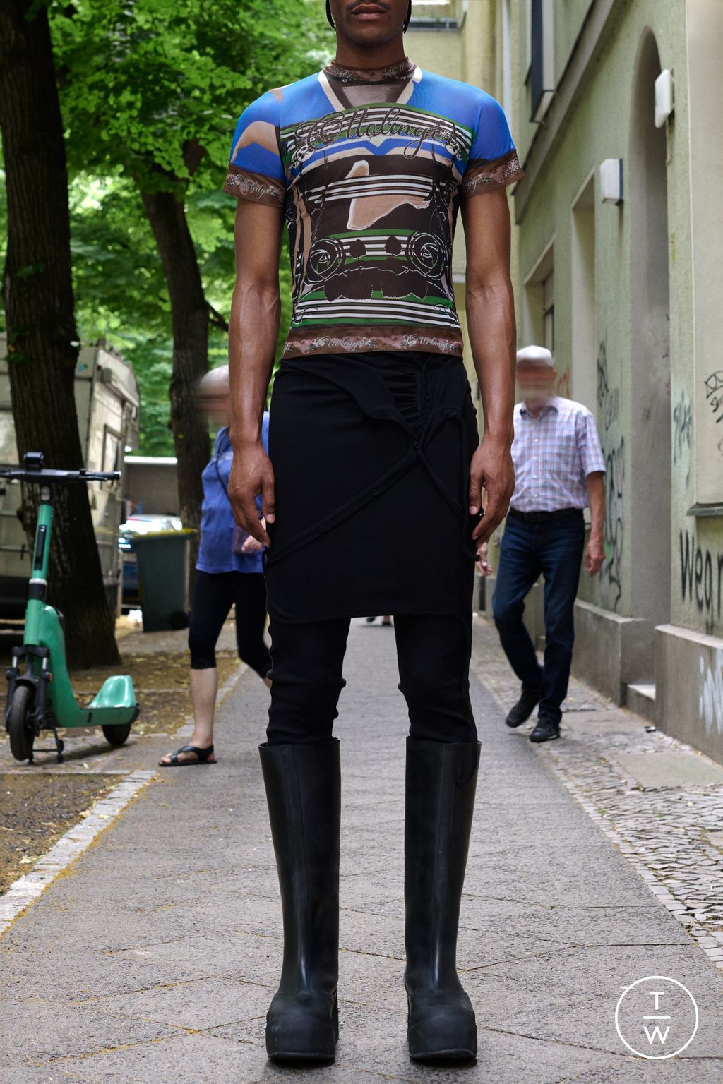 Fashion Week Paris Resort 2025 look 11 from the Ottolinger collection womenswear