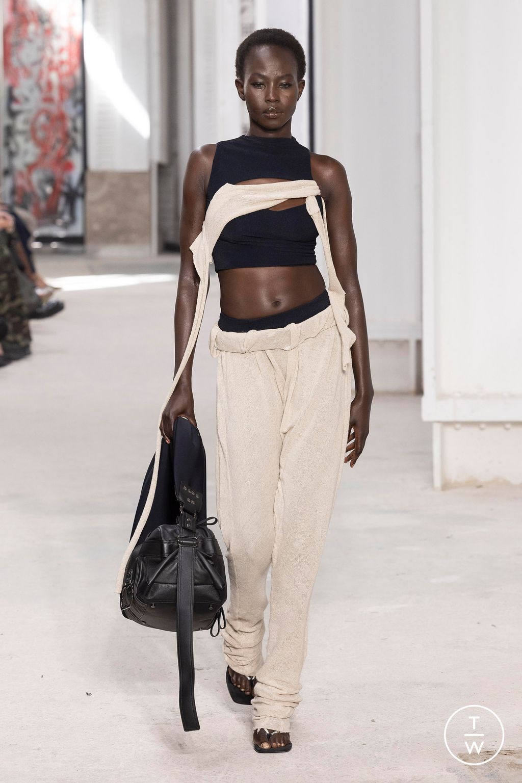 Fashion Week Paris Spring/Summer 2024 look 3 from the Ottolinger collection 女装