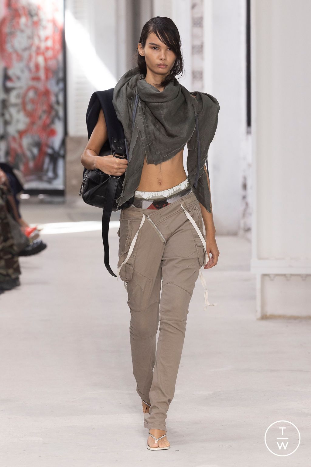 Fashion Week Paris Spring/Summer 2024 look 12 from the Ottolinger collection 女装