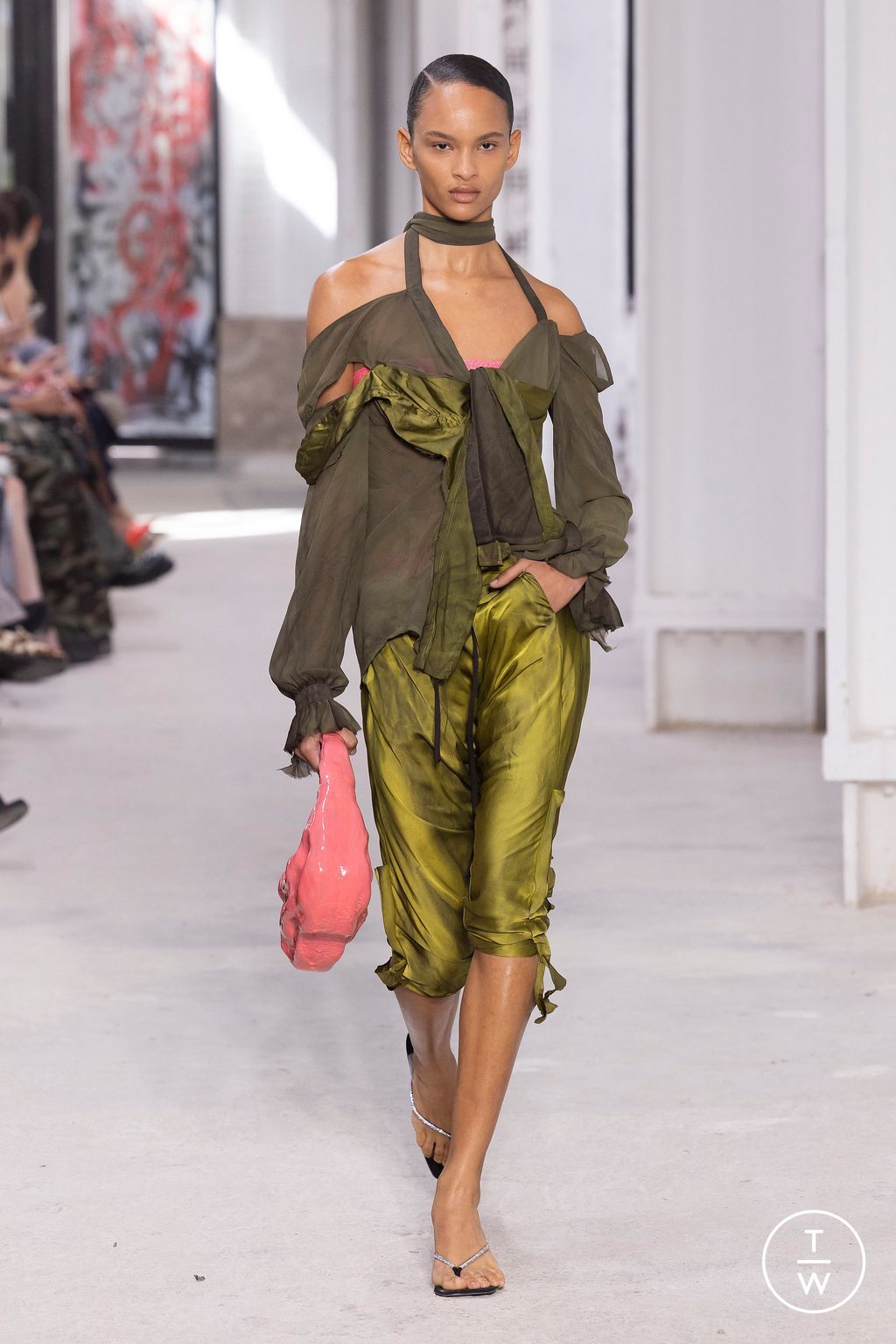 Fashion Week Paris Spring/Summer 2024 look 27 from the Ottolinger collection womenswear