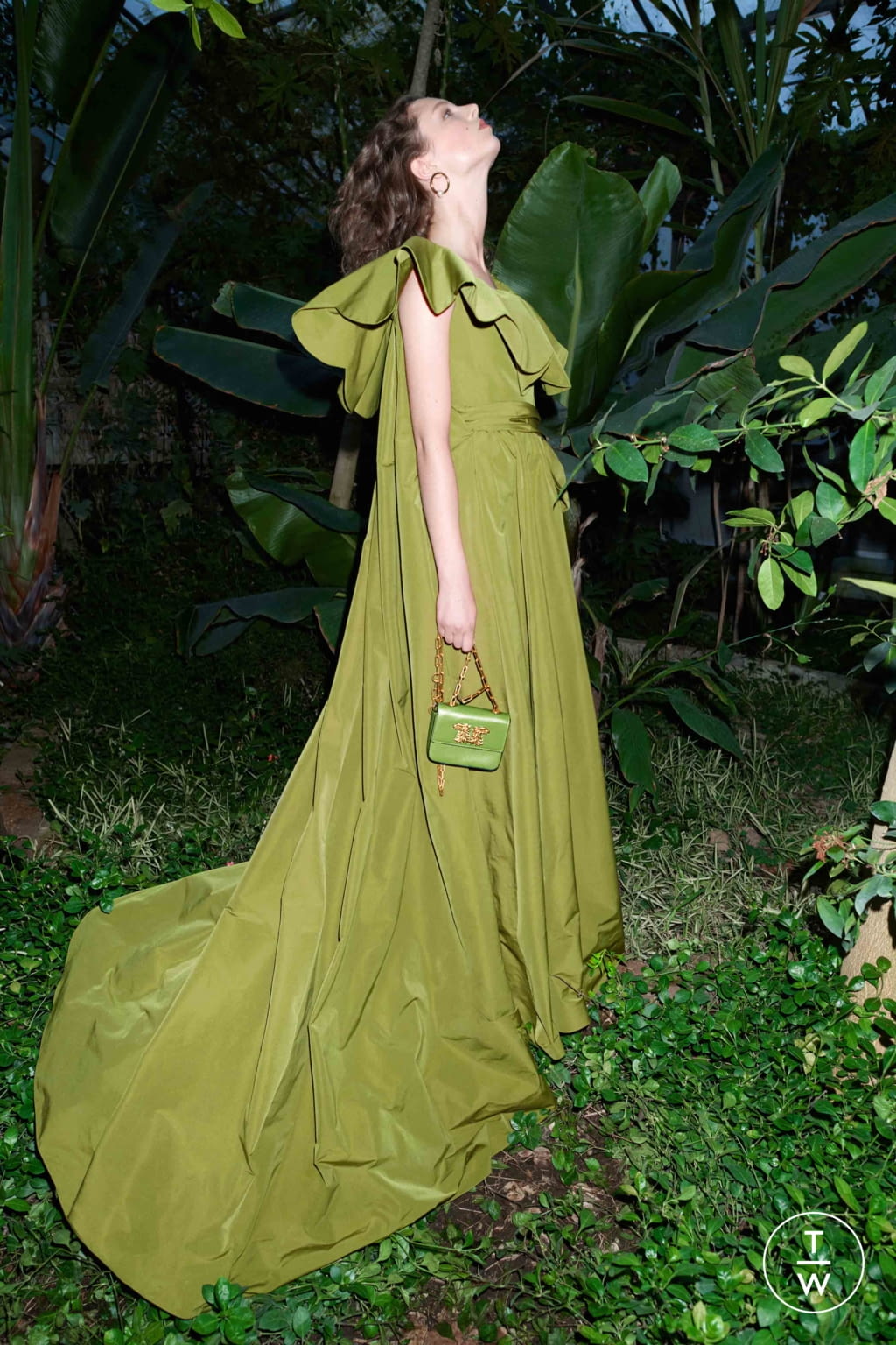 Fashion Week Paris Resort 2020 look 28 from the Valentino collection womenswear