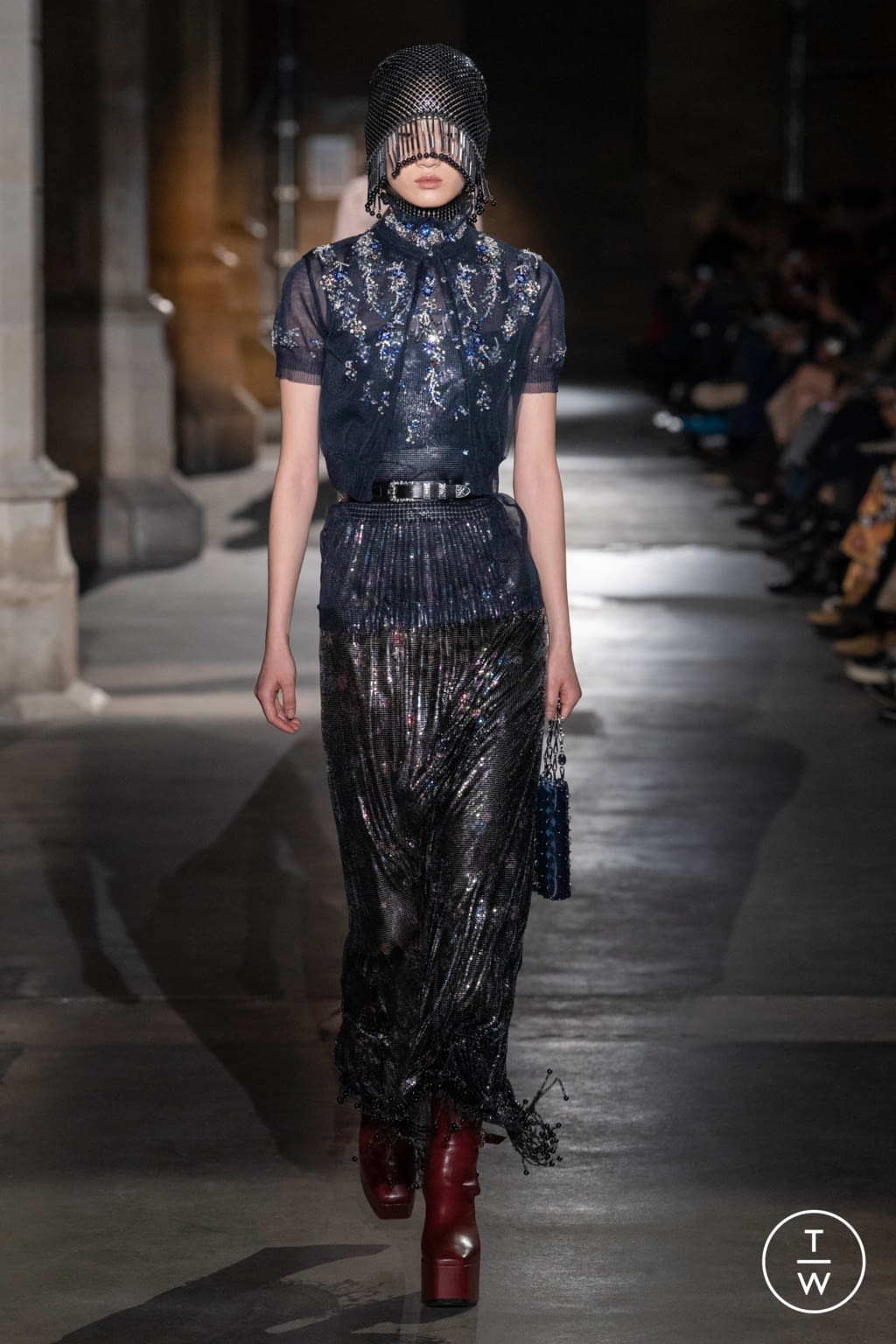 Fashion Week Paris Fall/Winter 2020 look 20 from the Paco Rabanne collection womenswear