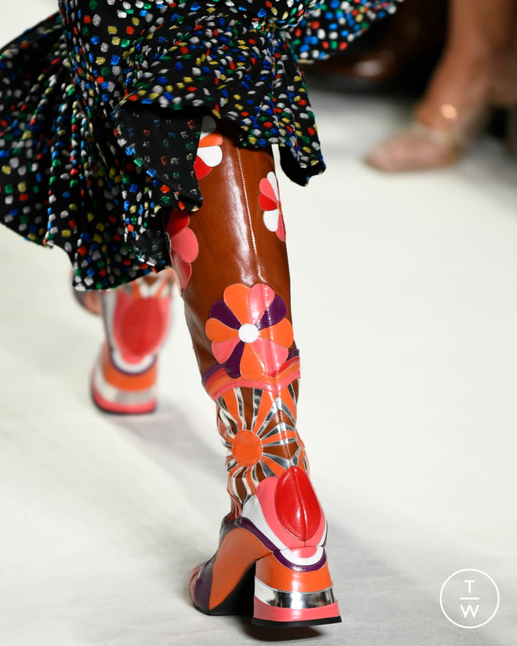 Fashion Week Paris Spring/Summer 2020 look 7 from the Rabanne collection womenswear accessories