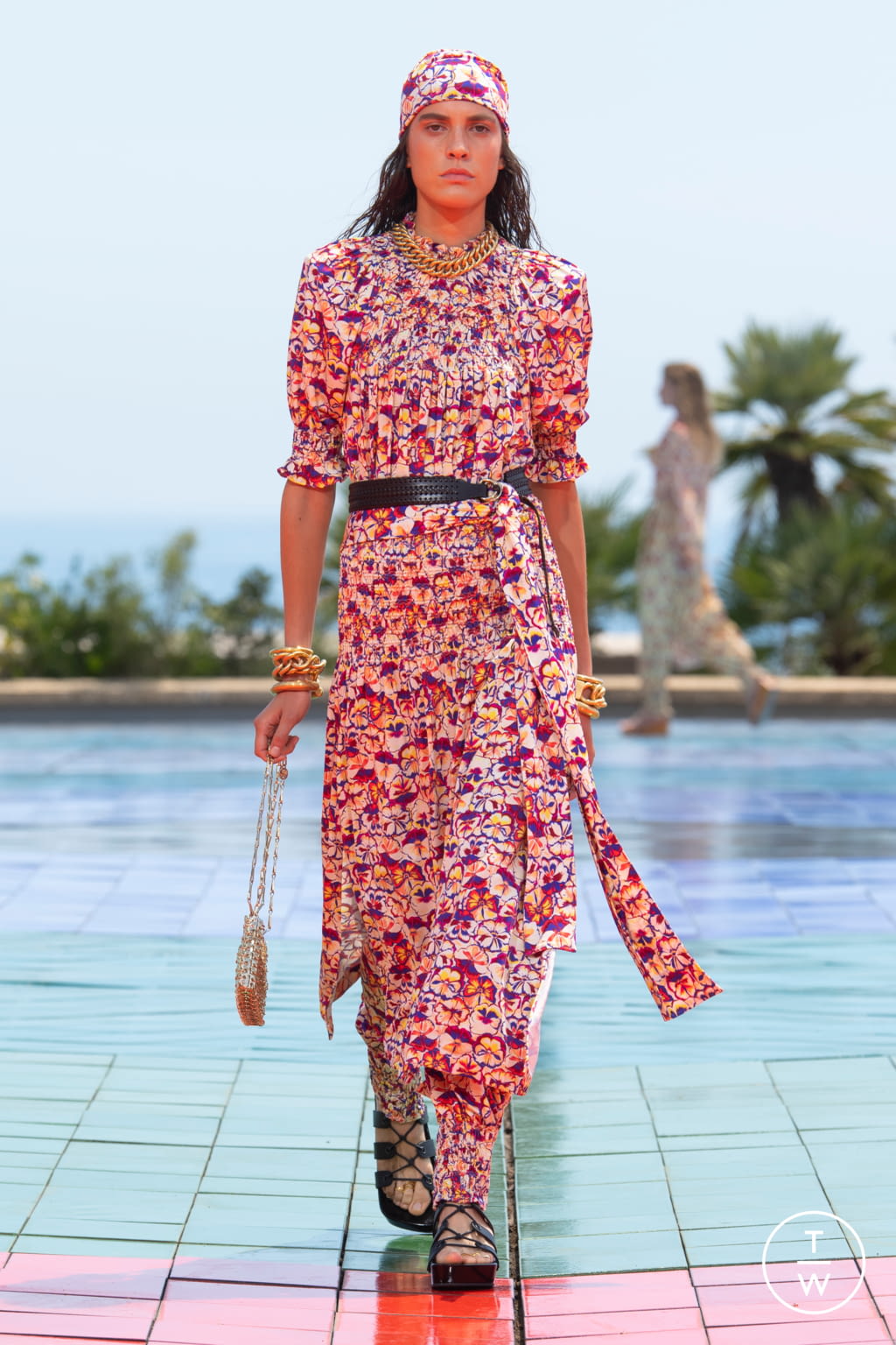 Fashion Week Paris Spring/Summer 2022 look 7 from the Rabanne collection womenswear