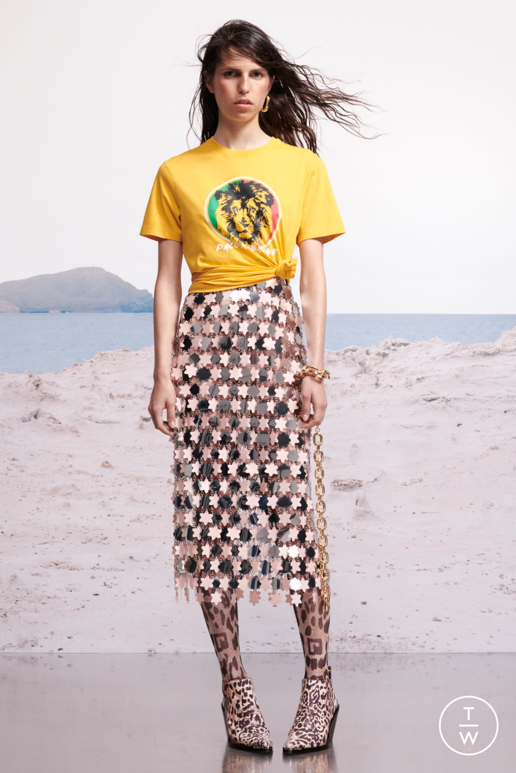 Fashion Week Paris Resort 2019 look 11 from the Rabanne collection 女装