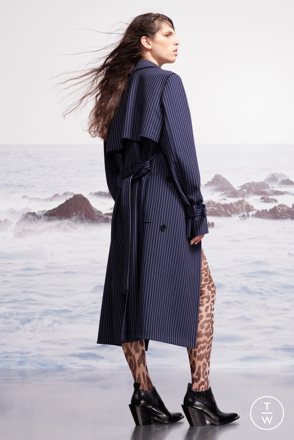 Fashion Week Paris Resort 2019 look 13 from the Rabanne collection womenswear
