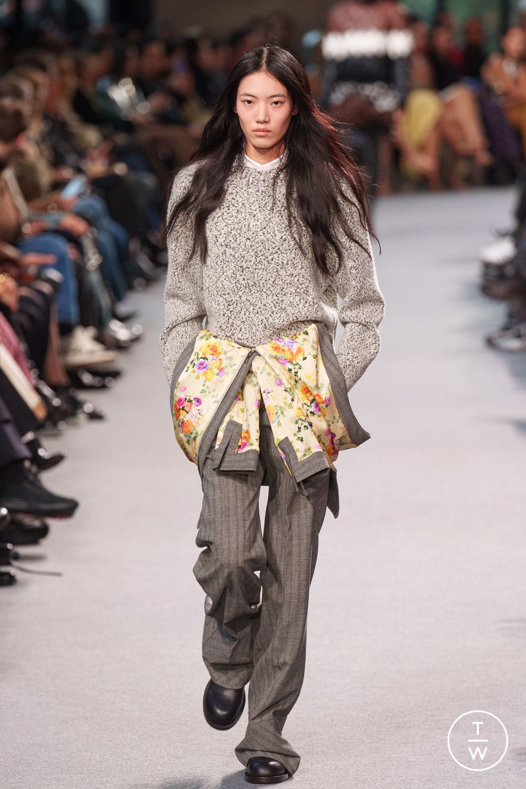 Fashion Week Paris Fall/Winter 2024 look 3 de la collection Rabanne womenswear