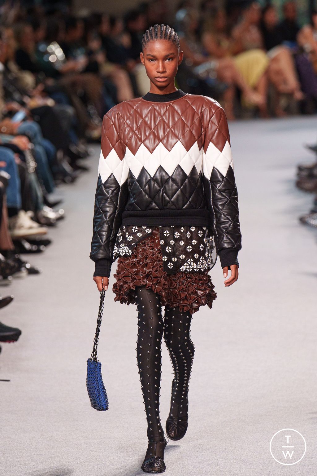 Fashion Week Paris Fall/Winter 2024 look 4 de la collection Rabanne womenswear