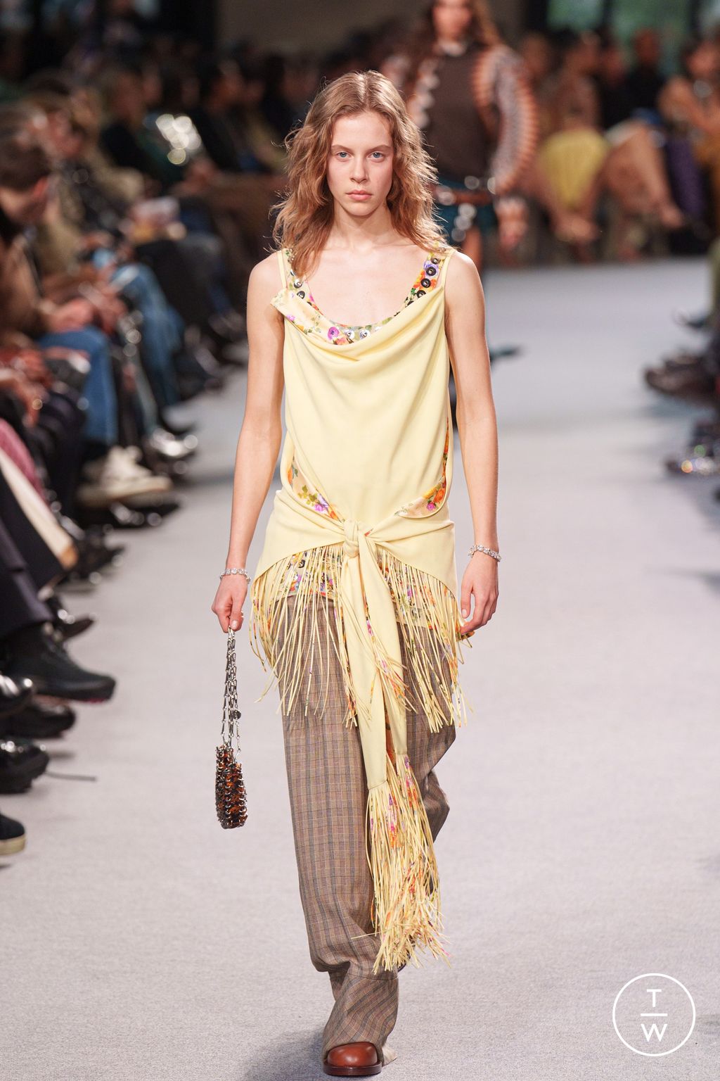 Fashion Week Paris Fall/Winter 2024 look 20 de la collection Rabanne womenswear