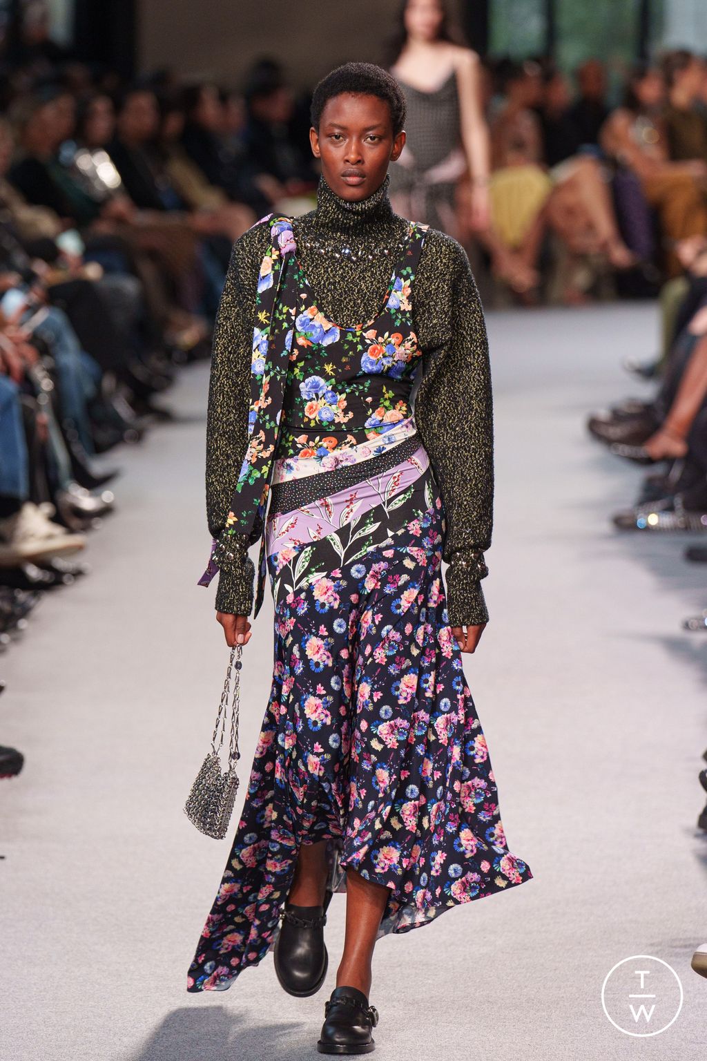 Fashion Week Paris Fall/Winter 2024 look 23 de la collection Rabanne womenswear