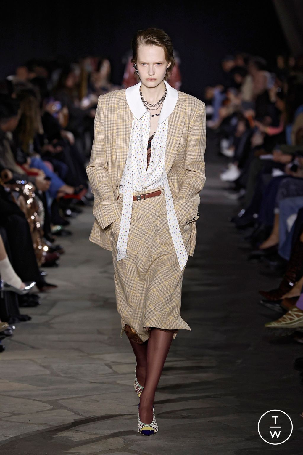 Fashion Week Paris Fall/Winter 2026 look 3 de la collection Rabanne womenswear