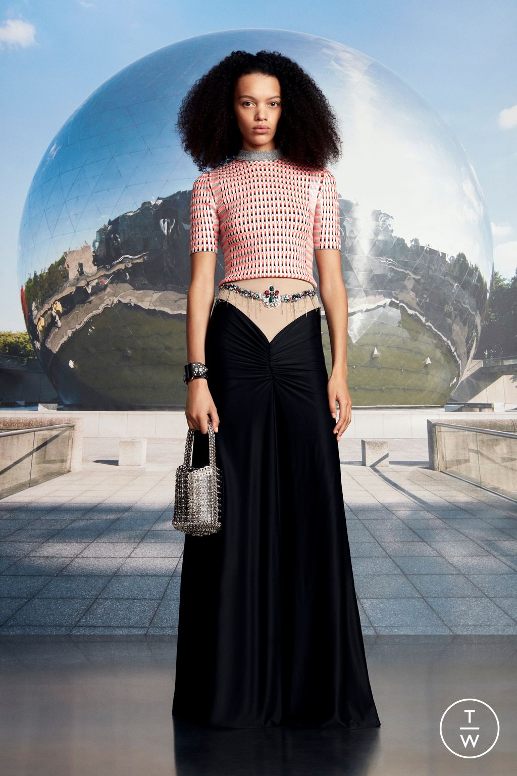 Fashion Week Paris Pre-Fall 2023 look 12 from the Paco Rabanne collection womenswear