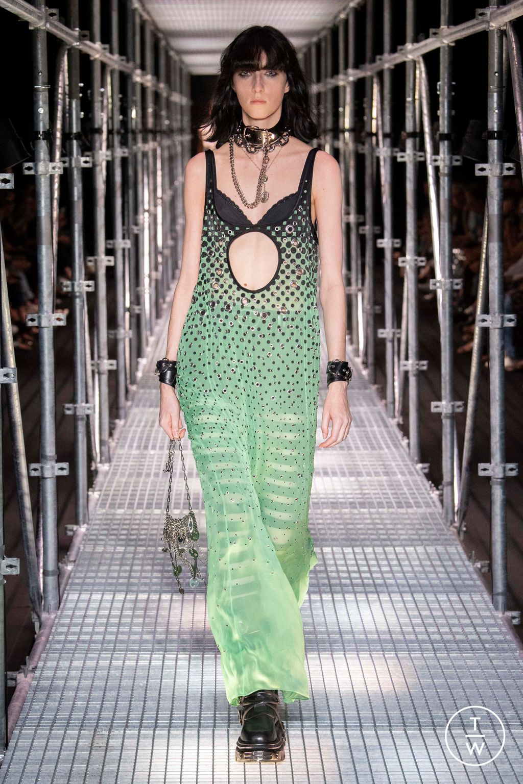 Fashion Week Paris Spring/Summer 2023 look 30 from the Paco Rabanne collection womenswear