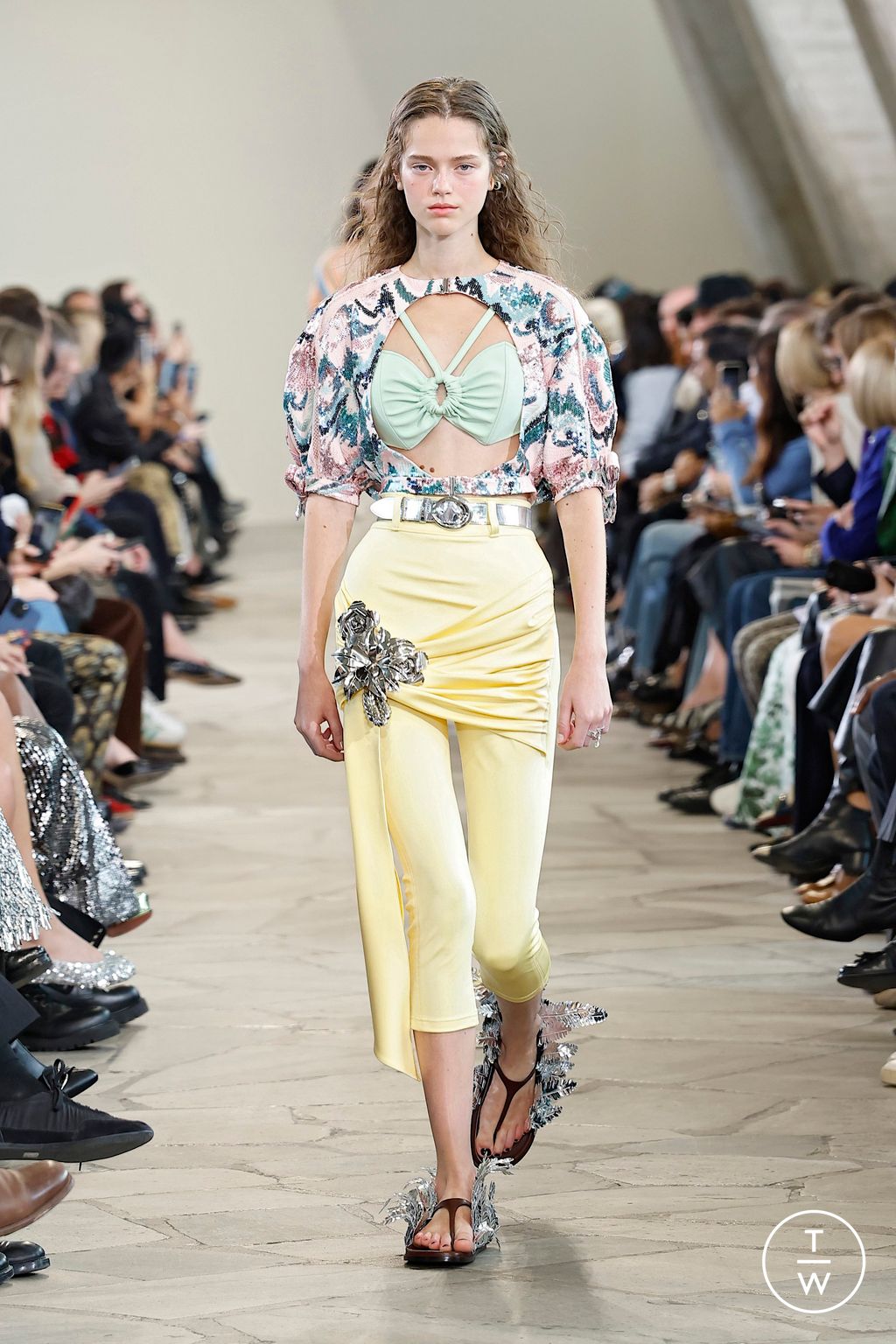 Fashion Week Paris Spring/Summer 2026 look 3 from the Rabanne collection womenswear