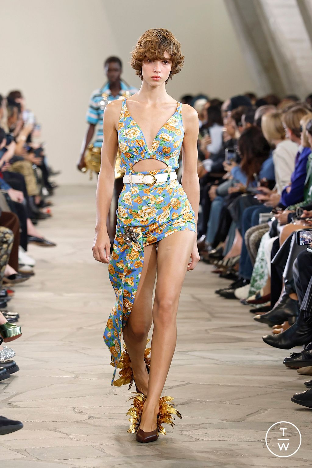 Fashion Week Paris Spring/Summer 2026 look 15 from the Rabanne collection 女装