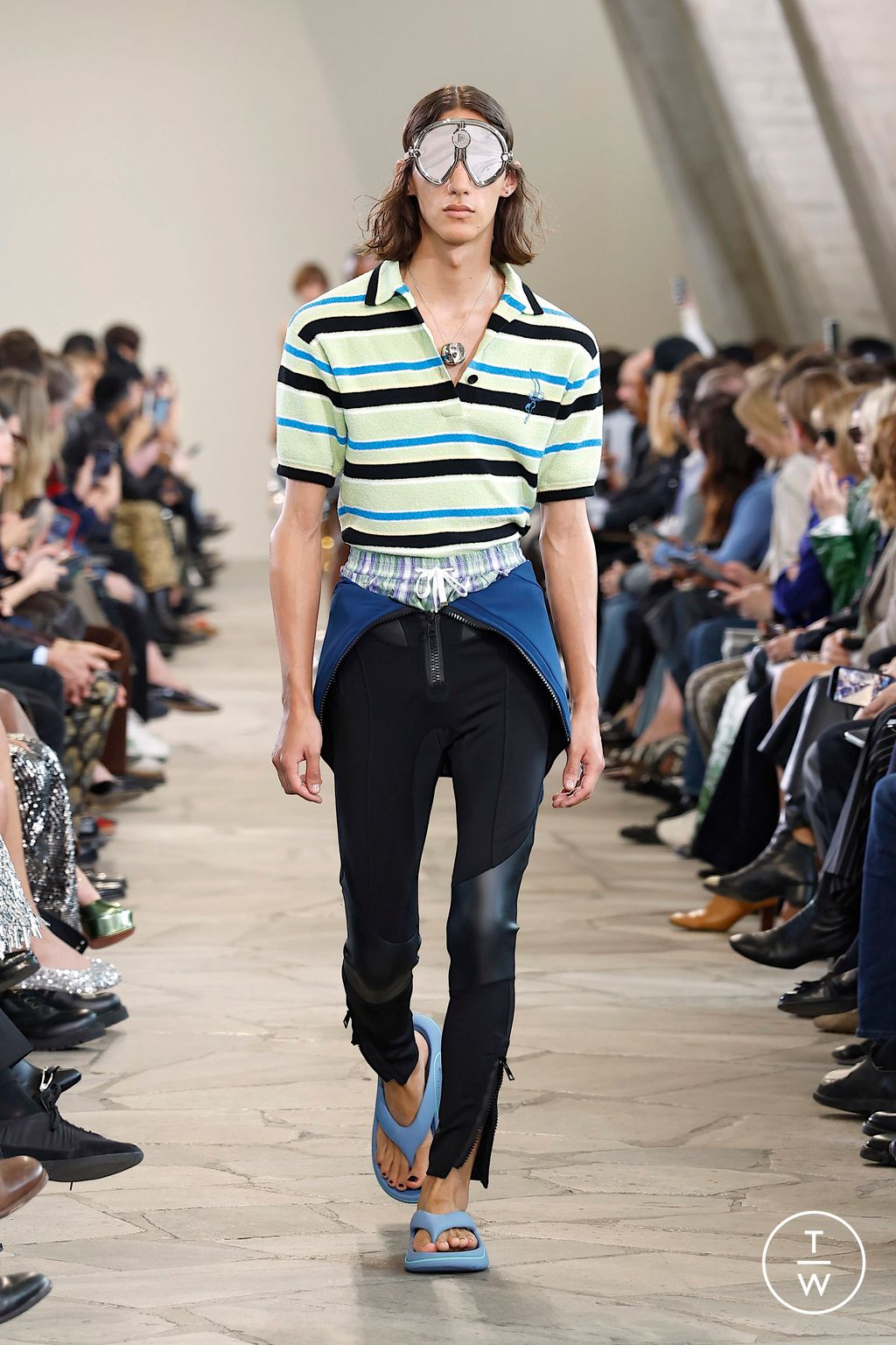 Fashion Week Paris Spring/Summer 2026 look 19 from the Rabanne collection womenswear